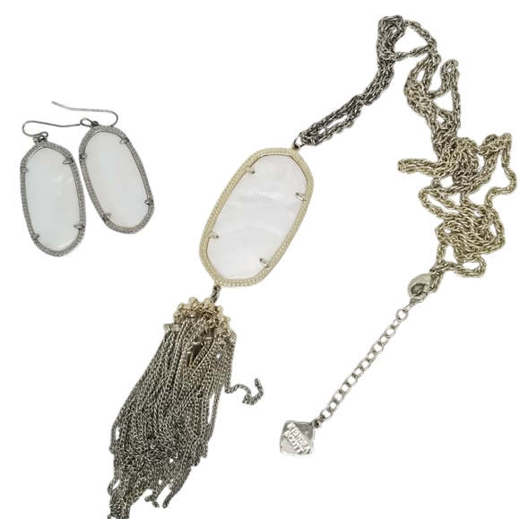 KENDRA SCOTT RAYNE PENDANT NECKLACE WITH MATCHING DANIELLE EARRINGS & DUSTBAG - Picture 5 of 9